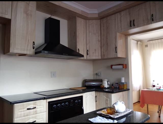 4 BEDROOM HOUSE FOR SALE IN STANGER MANOR